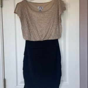 🍬 SWEET STORM 🍬Semi formal dress ( size small)